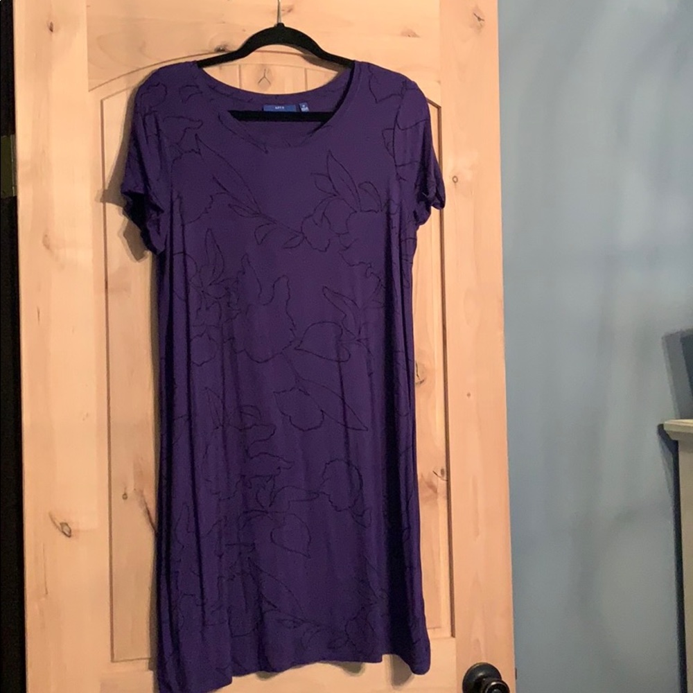 Dress-Apt 9